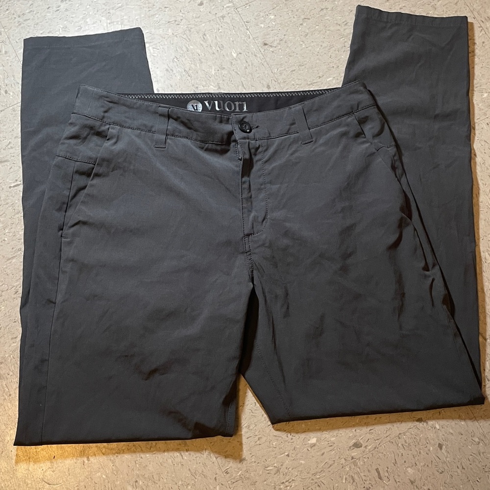 Vuori Aim Pants Men’s 30 Performance Stretch Comfort Work Golf Casual V431 Gray